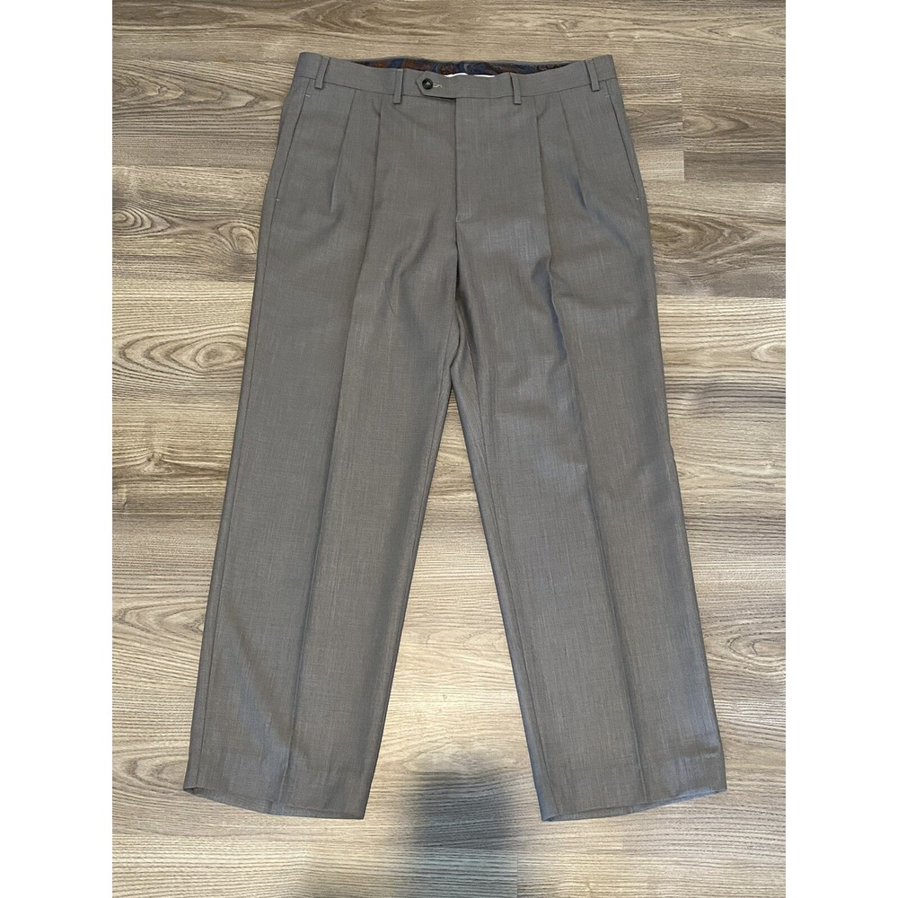 Lauren Ralph Lauren Gray Dress Pants Slacks Men's size 36 x 29 Pleated